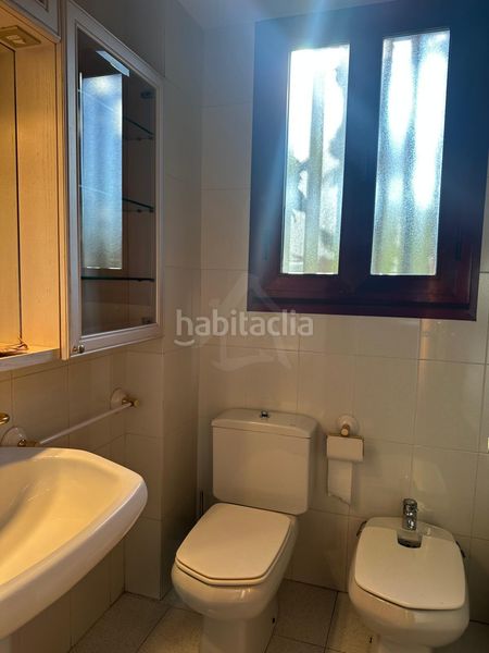 Foto b461cdf3-7bb1-4538-af26-92c9f666a131. Casa pareada en Avenida Madrid Logroño