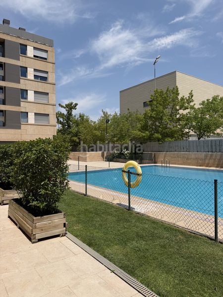 Foto 20c11dd6-be80-476e-8be2-8850cd69c949. Pis amb calefacció aparcament piscina a La Cava - Fardachón Logroño