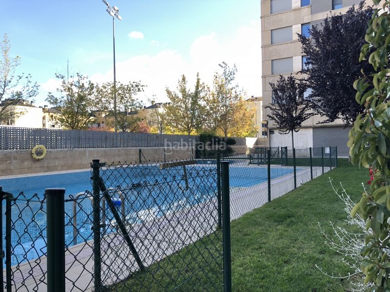 Foto bf408b3b-2bfc-4be8-9cdd-4a417f2aed7b. Pis amb calefacció aparcament piscina a La Cava - Fardachón Logroño