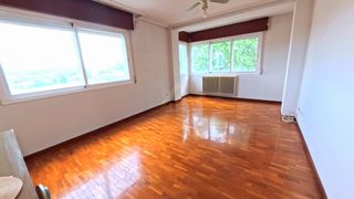 Pis  Logroño - cl antonio de nebrija. Estudio en venta en cascajos.  la vivienda dispone de un dormito