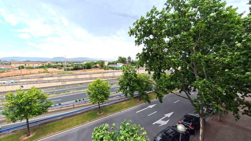 Foto fe2bc390-711a-4495-aa9c-eb242edb5b13. Pis amb calefacció aparcament a Cascajos - Piqueras Logroño
