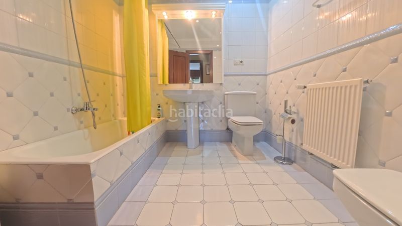 Foto 27247b2e-6213-4720-b163-c02c26b5a89b. Pis amb calefacció aparcament a Residencia Logroño