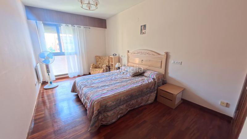 Foto 40fa1c66-b7c0-43da-985c-c571c24d04fa. Pis amb calefacció aparcament a Residencia Logroño