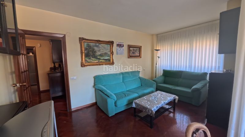 Foto caaf7cd2-b276-4c40-a7c8-8d57b5aa054e. Pis amb calefacció aparcament a Residencia Logroño