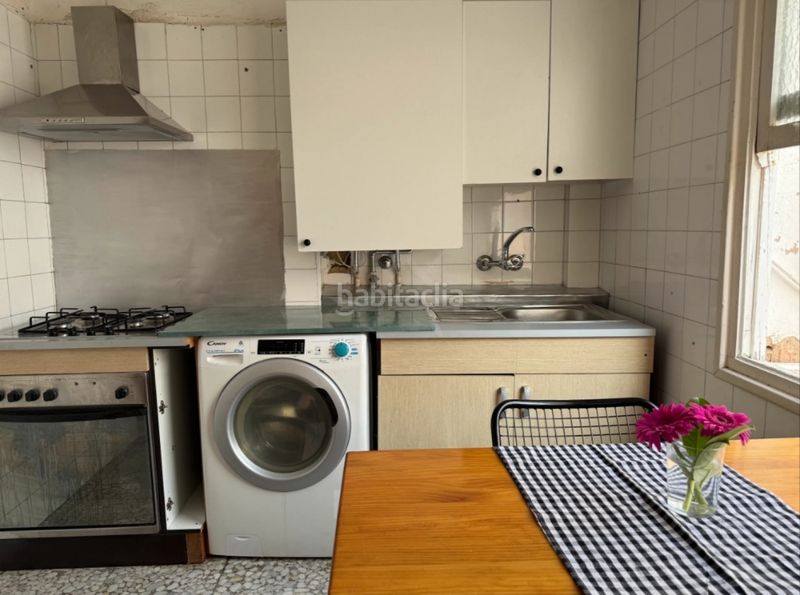 Foto cc44b63c-3999-40a3-a19a-ed0c90bc2bf4. Flat with heating in Oeste Logroño