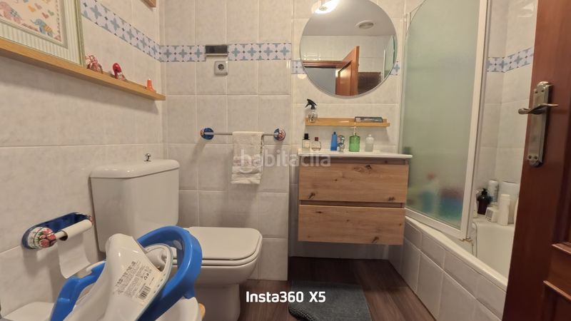 Foto a4d48e03-8ec4-4533-ac3e-262d78187410. Casa adossada amb calefacció aparcament piscina a Lardero