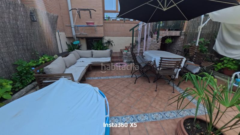 Foto f45293f9-6ef0-416b-b2d8-afba494414ce. Casa adossada amb calefacció aparcament piscina a Lardero