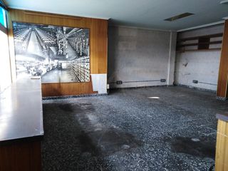 Local Comercial  Oyón-oion - avenida navarra. Local comercial en venta en oyón. presentamos una excelente opor