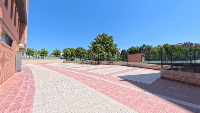 Foto 3d5a546a-df61-4a62-a800-73da63e403c0. Flat with heating parking in Cascajos - Piqueras Logroño