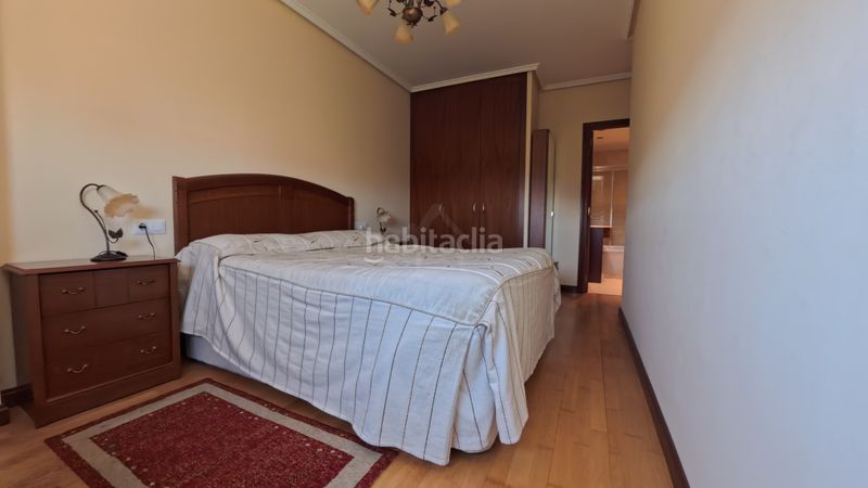 Foto caed3172-dcec-45a2-b6ac-2ea8b37d7ed1. Flat with heating parking in Cascajos - Piqueras Logroño