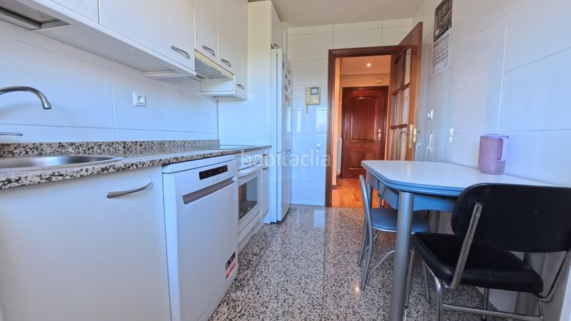 Foto e56058cf-a23e-49fe-965e-ac972a8d623d. Flat with heating parking in Cascajos - Piqueras Logroño
