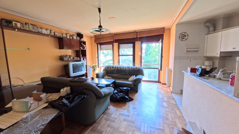 Foto fd2b3787-abfa-4c56-bd8f-8ef252c192b6. Flat with heating pool in La Estrella Logroño