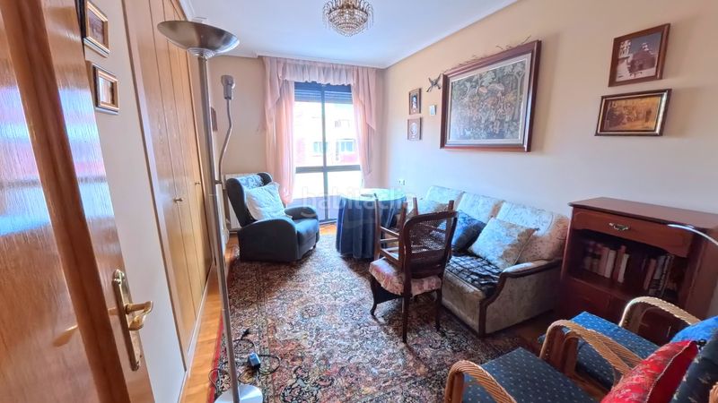 Foto fa36c613-15da-429a-9dd4-cb91bd802a29. Flat with heating parking in Jesuitas Logroño