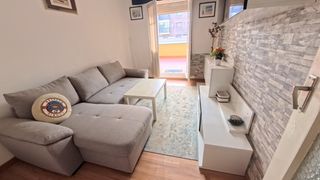 Flat  Logroño - av colon. Quieres vivir en el centro a un precio asequible?  es ideal como