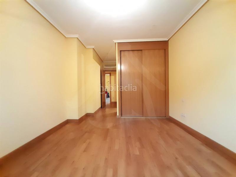 Foto 623ac478-1908-430b-9cc8-91377564d3f8. Appartamento con riscaldamento parcheggio piscina in Logroño