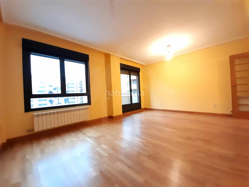 Foto 708cdb1b-6003-4f31-a7bf-26b1ca21b3b4. Appartamento con riscaldamento parcheggio piscina in Logroño