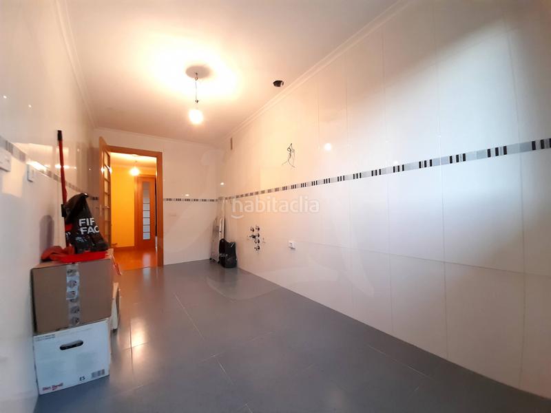 Foto dd55e575-b594-40a5-ab36-ec3f1926cc1e. Appartamento con riscaldamento parcheggio piscina in Logroño