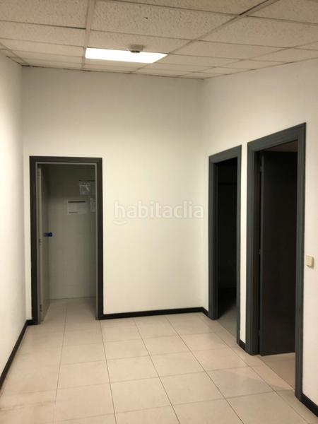 Foto c8ac4d2d-7032-4537-9798-03472d9ffb3a. Local comercial a Oeste Logroño