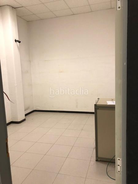 Foto f8636d60-36f9-48a0-aac1-3d66df04b37c. Local comercial a Oeste Logroño