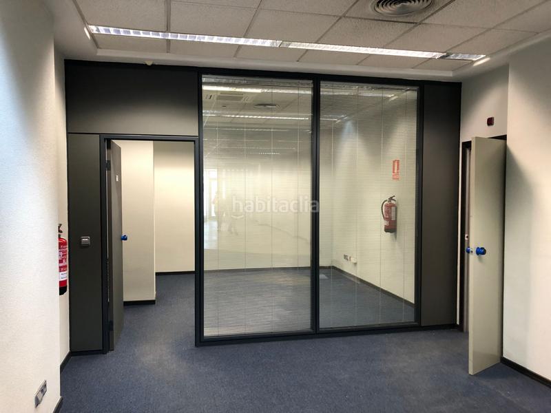 Foto fc74d24a-0855-420a-ad7d-dfe00c2245d2. Local comercial a Oeste Logroño