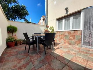 Pis a Galilea. Tu terraza en el salón, 7 habitaciones y 3 baños en galilea