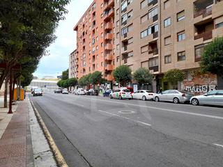 Location Local commercial  Logroño - colon. Local en alquiler cerca de la estación de tren y de autobuses