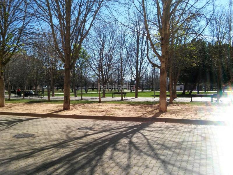 Foto 62e27d8a-8689-48f6-be58-a25508c30f96. Alquiler local comercial local con salida de humos en el parque San Adrián en Logroño