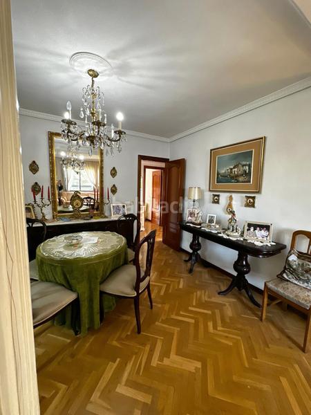 Foto 2a32658f-193f-4805-8abc-98f7d217e139. Etagenwohnung mit heizung in Canillas Madrid