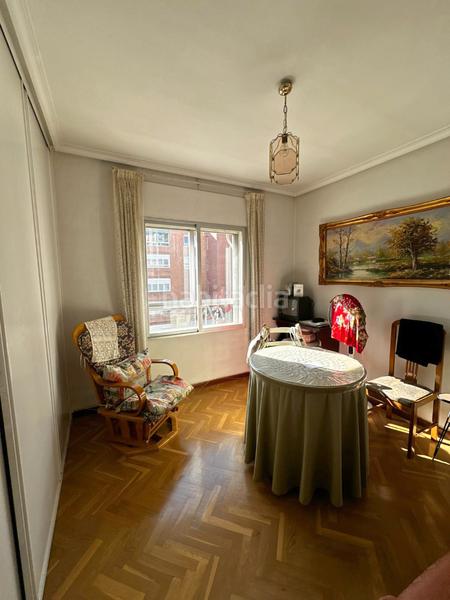 Foto b8c26cc3-4b97-45a6-9e1a-ea67486ccd48. Etagenwohnung mit heizung in Canillas Madrid