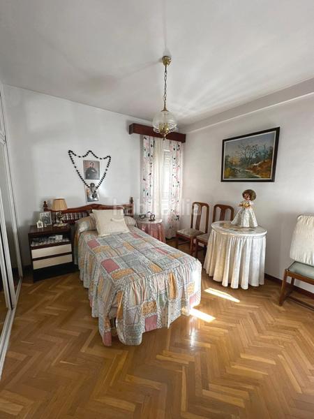 Foto c9da6700-2c3c-46c1-84f7-a87538887941. Etagenwohnung mit heizung in Canillas Madrid