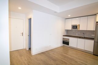 Rent Flat in Canillas. Piso en alquiler c/ laurín