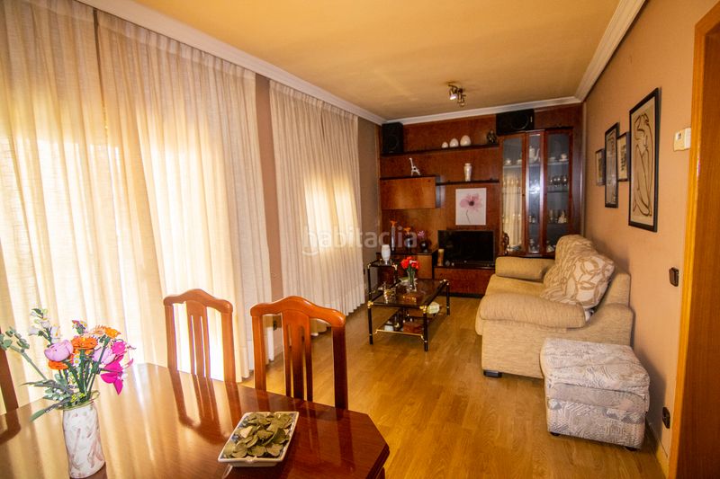 Foto c00b38f0-8c27-4a98-adcb-f4cd5fd8232e. Pis a Canillas Madrid