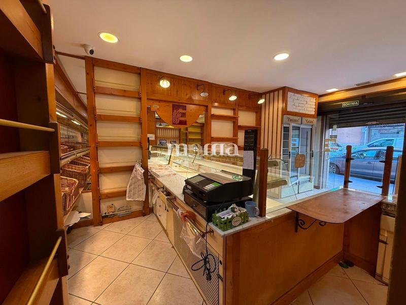 Foto e57d34f8-5209-43c6-9448-716d3e0e3ab9. Lloguer local comercial a Montornès del Vallès