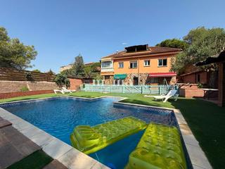 Xalet  Canig. Sant fost residencial gran casa con piscina y garaje
