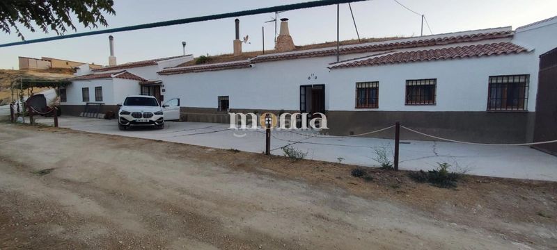 Foto 5380a96f-ab2a-466a-854c-690e8cef011f. Casa amb calefacció aparcament a Orce