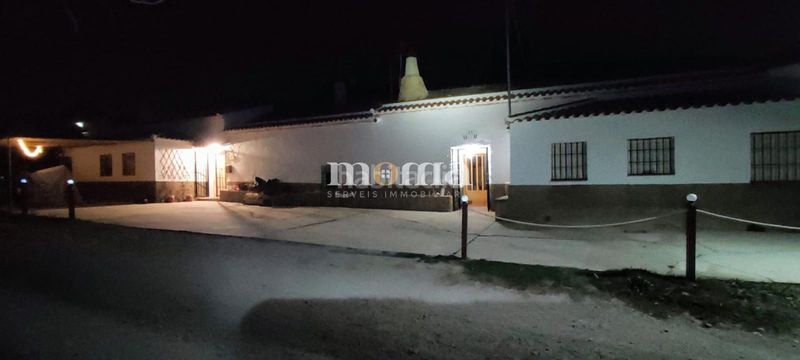 Foto d8d0b5f6-972e-4ddb-9037-6eff5987727c. Casa amb calefacció aparcament a Orce