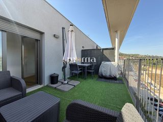 Dúplex  Ernest lluch. Montornes  zona ernest lluch dúplex con terraza, parking y trast