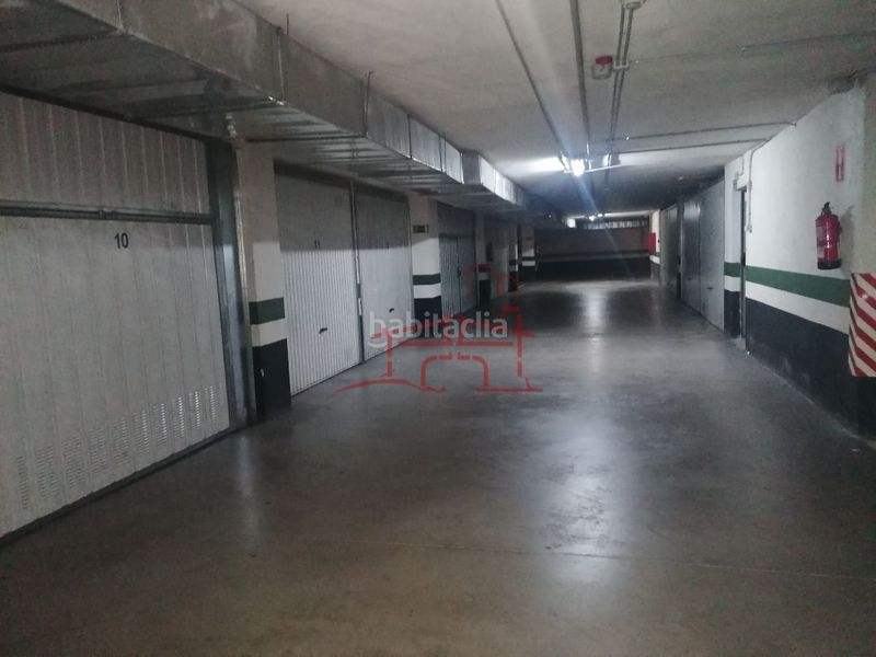 Foto 4c12751f-69d6-44ec-8dd6-f9cf85cee730. Aparcament cotxe a Durango