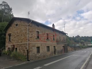 Masia a Izurtza