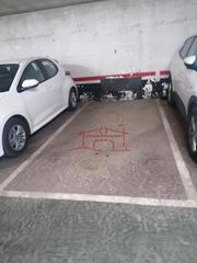 Aparcament cotxe a Durango