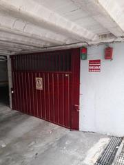 Aparcament cotxe a Durango