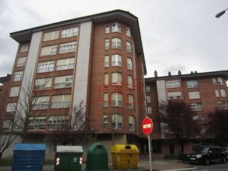Etagenwohnung in Durango. Durango  txibitena