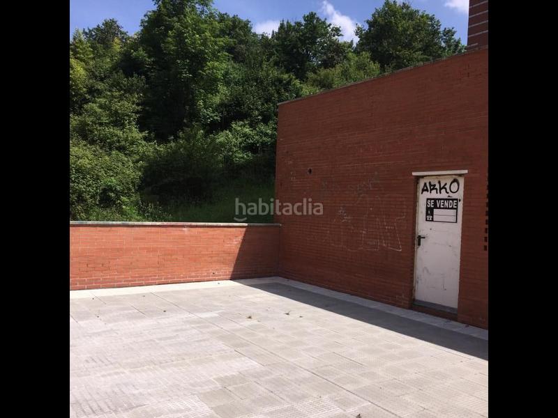 Foto 2634ea6f-a9f9-4345-9086-79e9e70e92de. Local comercial a Txurdinaga Bilbao