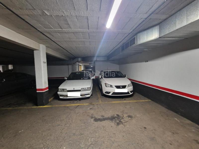 Foto bdf3c131-9a94-4bee-a813-361265c749e7. Parking coche en julian gaiarre hiribidea 34 en Txurdinaga Bilbao