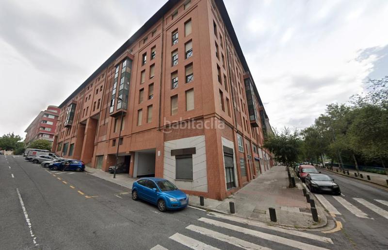 Foto 282f3b7d-97b1-481e-92c1-dadb990ab88e. Parking voiture dans julian gaiarre hiribidea 34 dans Bilbao