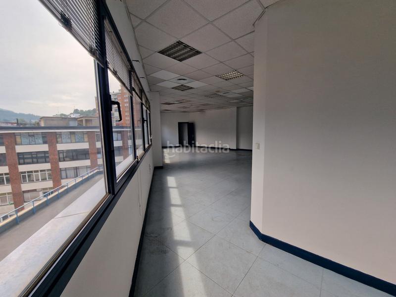 Foto b7edd8ae-d797-4a34-8601-fd2cad94dd57. Miete büro in carretera Bilbao-galdakao 10 in Bolueta Bilbao