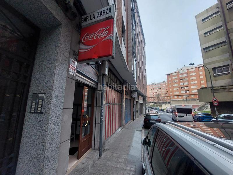 Foto bc56dc38-d7d6-477c-87d9-a9717f454eaf. Local comercial a menendez y pelayo marcelino kalea 22 a Bilbao
