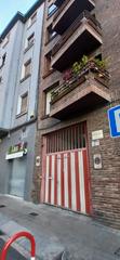Aparcament cotxe a Losada pintor kalea 2