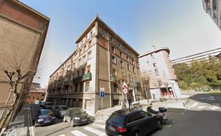 Aparcament cotxe a Santa Monika Kalea