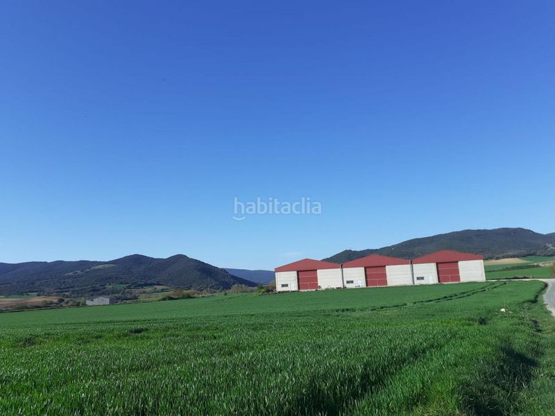 Foto d72ef915-620d-4b89-8dd5-0eb89c4250d0. Solar industrial a Puebla de Arganzón (La)